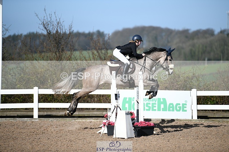 250330-100927-06011 - Cls 32 British Novice and 90cm