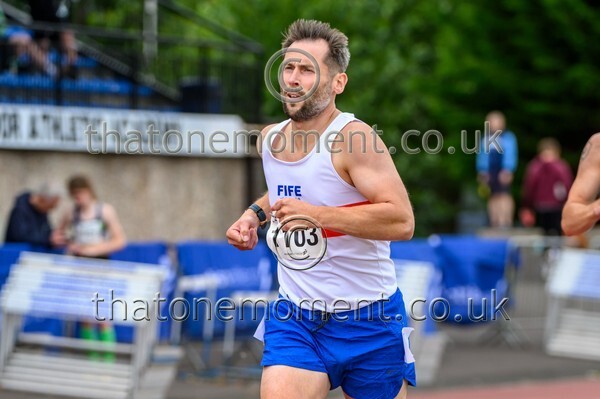 CEM26-924890 - Track Male Set One