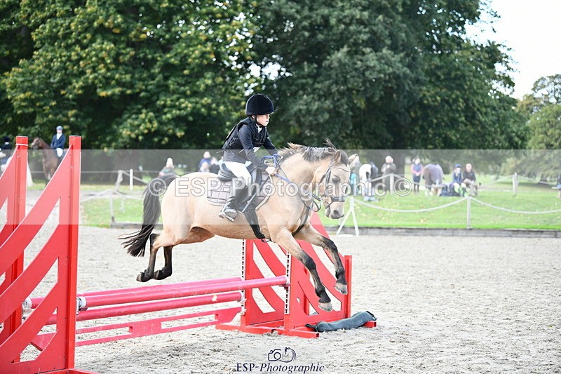 251004A-132406-01257 - Classes 6 & 7 60cm