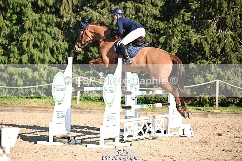 260321A-150823-01055 - 6 Foxhunter 1m 20 Open