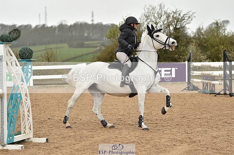 240327A-131420-00528 - Cls 4 Newcomers and 1.10m Open