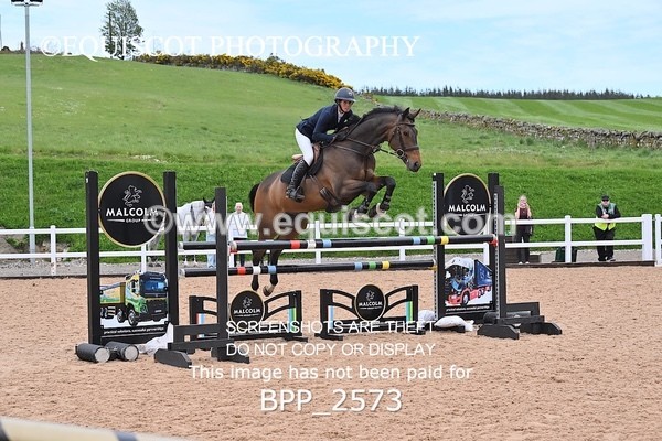 BPP_2573 - CLASS 7 - FRI - Senior Foxhunter/1.20m Open