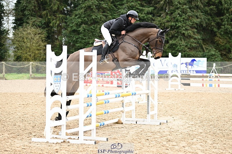 250322A-100221-02149 - Cls 17 Brit Nov & 90 Open