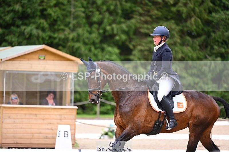 240524-120324-09145 - 524-BALLYVALLY_BAY-Rachel_Rendle