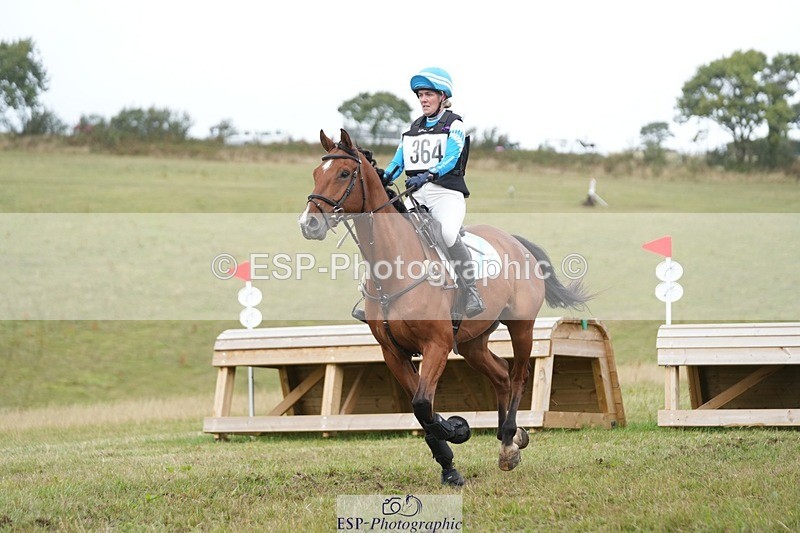 250831-110256-07457 - H-364-Ginny.Thomasen