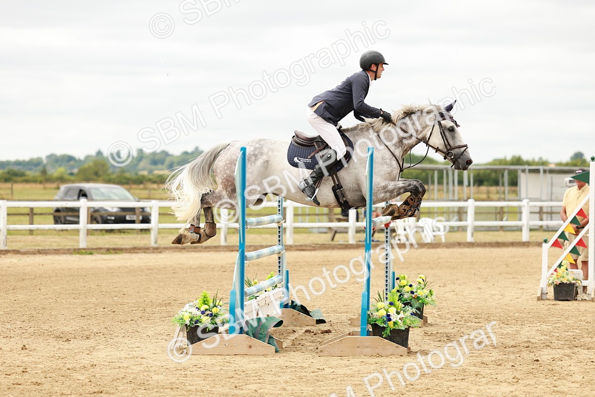 SBM_017646 - Class 21 - Senior Newcomers Championship 2d Rd