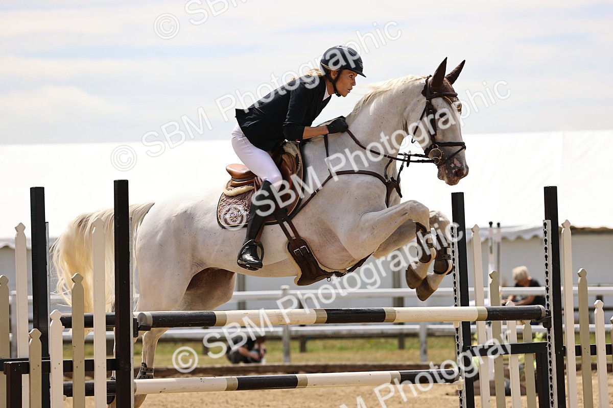 SBM_010410 - Class 9 - Senior Foxhunter - 1.20m Open