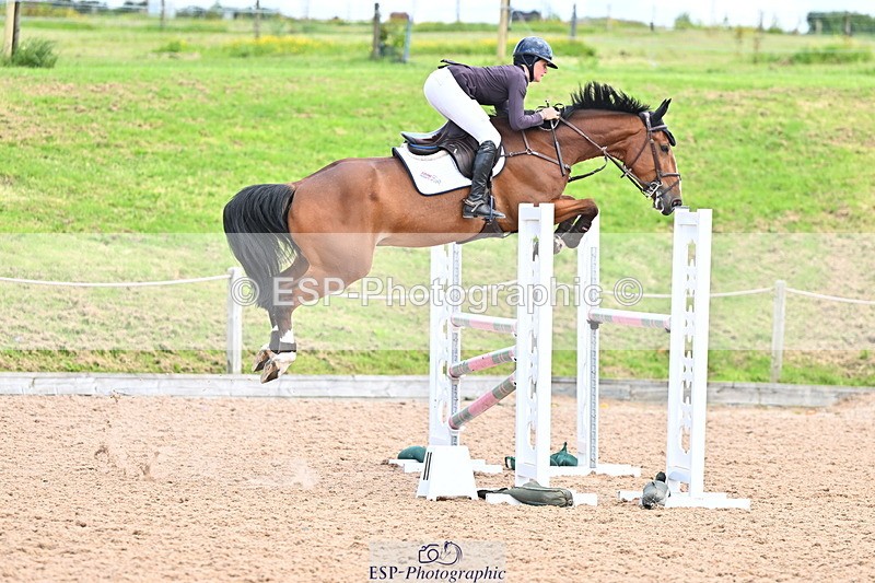 240608A-125750-02444 - Cls 4 Snr Newcomers and 1.10m Open