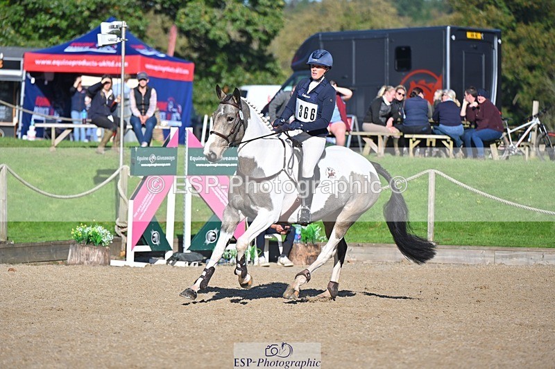 241027-104918-16473 - 366-Chloe.Robinson-BRACKENSPA'S.KEEP.A.SECRET