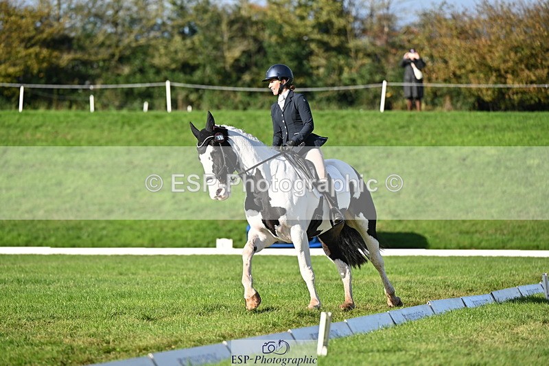 251024A-104107-08109 - F-457-Kayli.Goddard