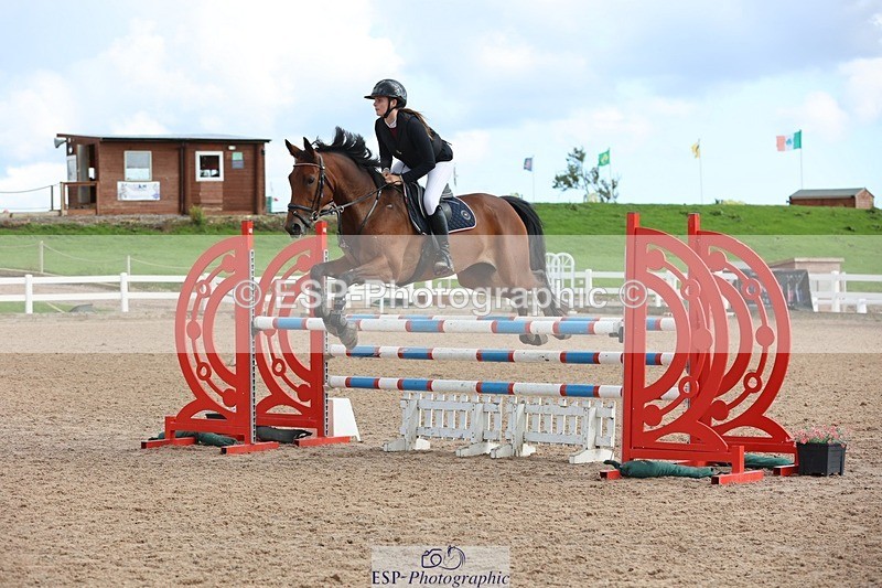 250913-160200-07868 - Cls 27 1.15m Amateur Quali