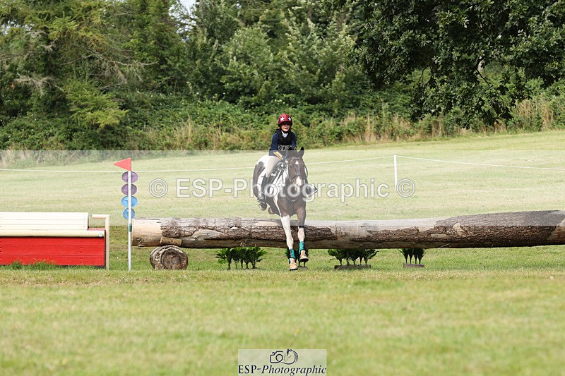 240825X-155936-36373 - 80cm XC 15.30 to 16.30