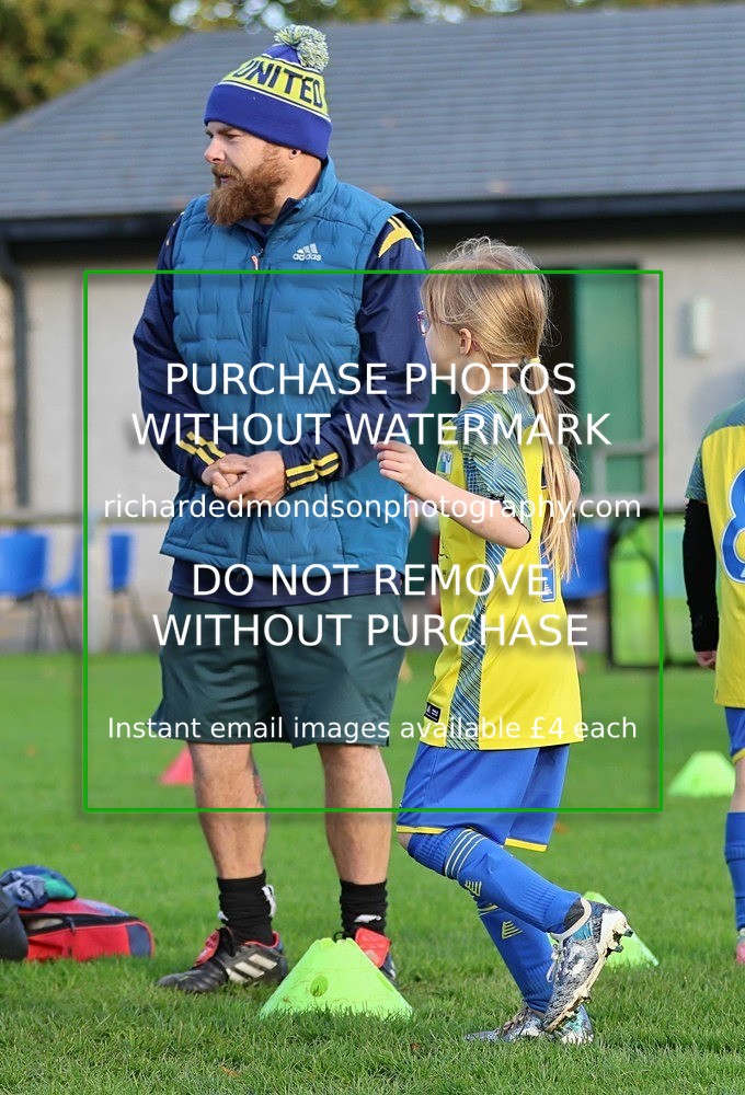 533A0698 - Kendal Utd Girls Under 8's (25/10/25)