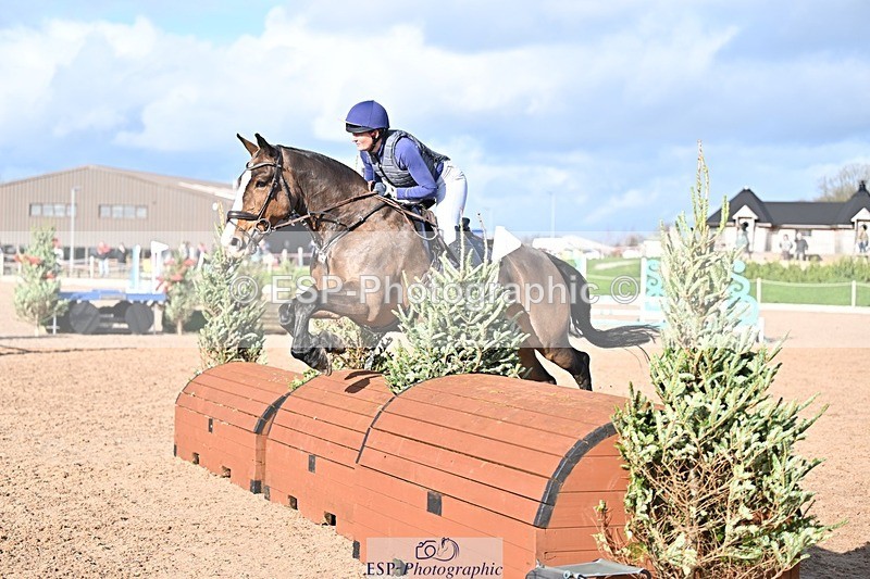 251102-130707-00575 - 90cm