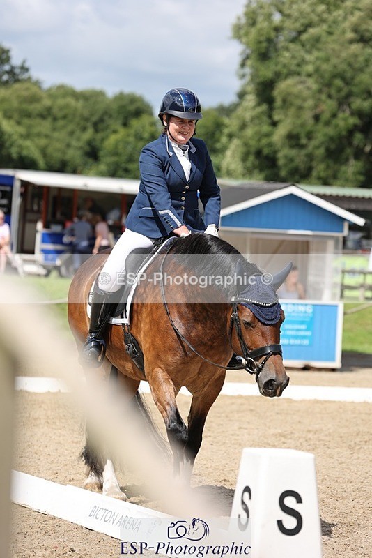 240721-152228-09702 - 300-Alison_Crimp-Crwys_Beau