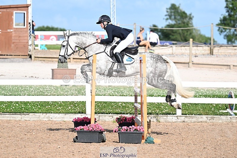 260627-180651-05942 - Cls 27 Foxhunter and 1.10m