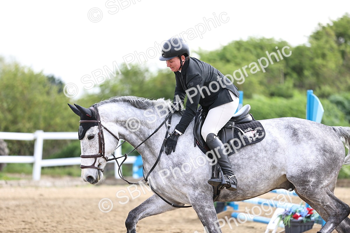 SBM_5249 - Class 9 - Senior British Novice - 90cm
