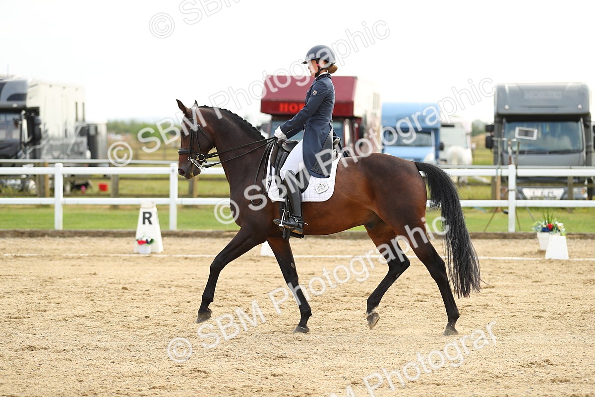 SBM_018351 - Class 11 - INT IN 15.40-16.12