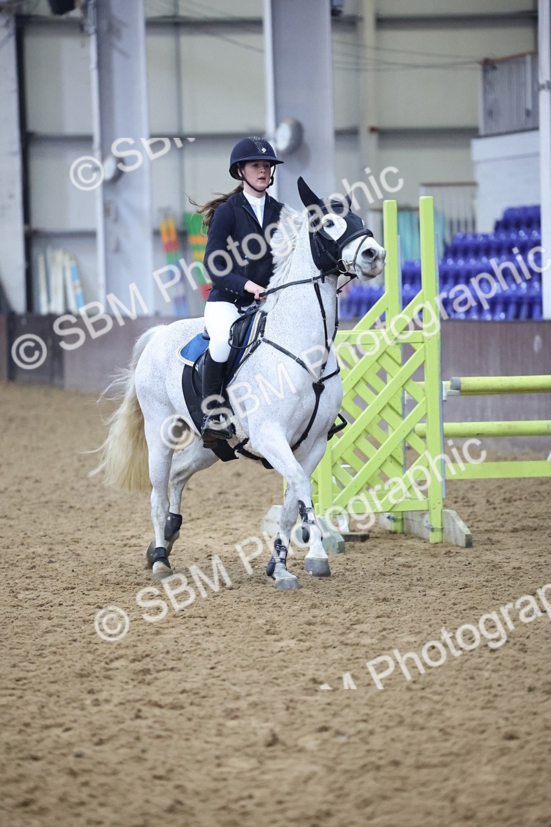 SBM_003383 - Class 11 - Blue Chip Pony Newcomers - 1.00m Open