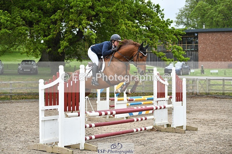 230512-093213-00333 - Cls 10 Snr 85cm Schooling