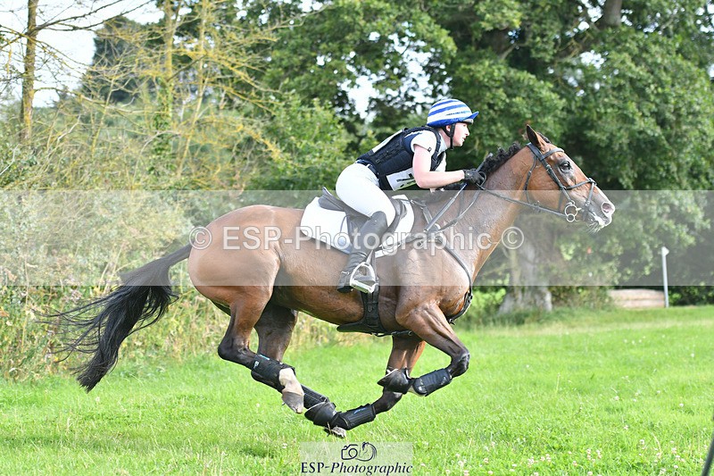 240804-180100-19402 - 755-Amber_Williams-THE_EMERALD_LILY