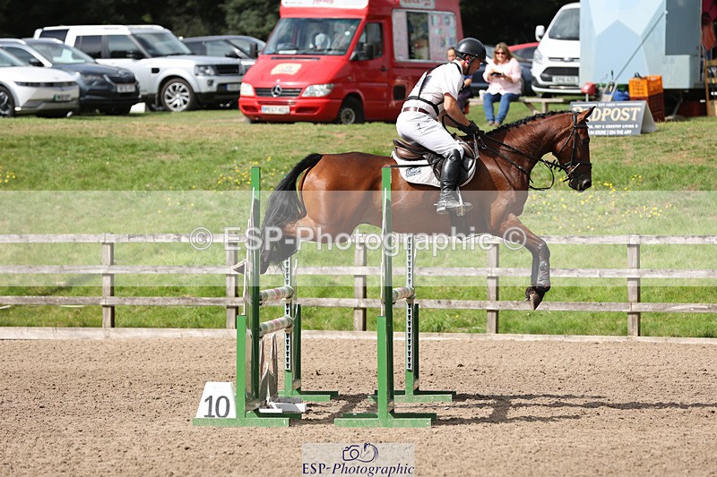 240804-104506-11259 - 306-Rupert_Batting-COOMBELAND_ALBERTS_RUMOUR_II