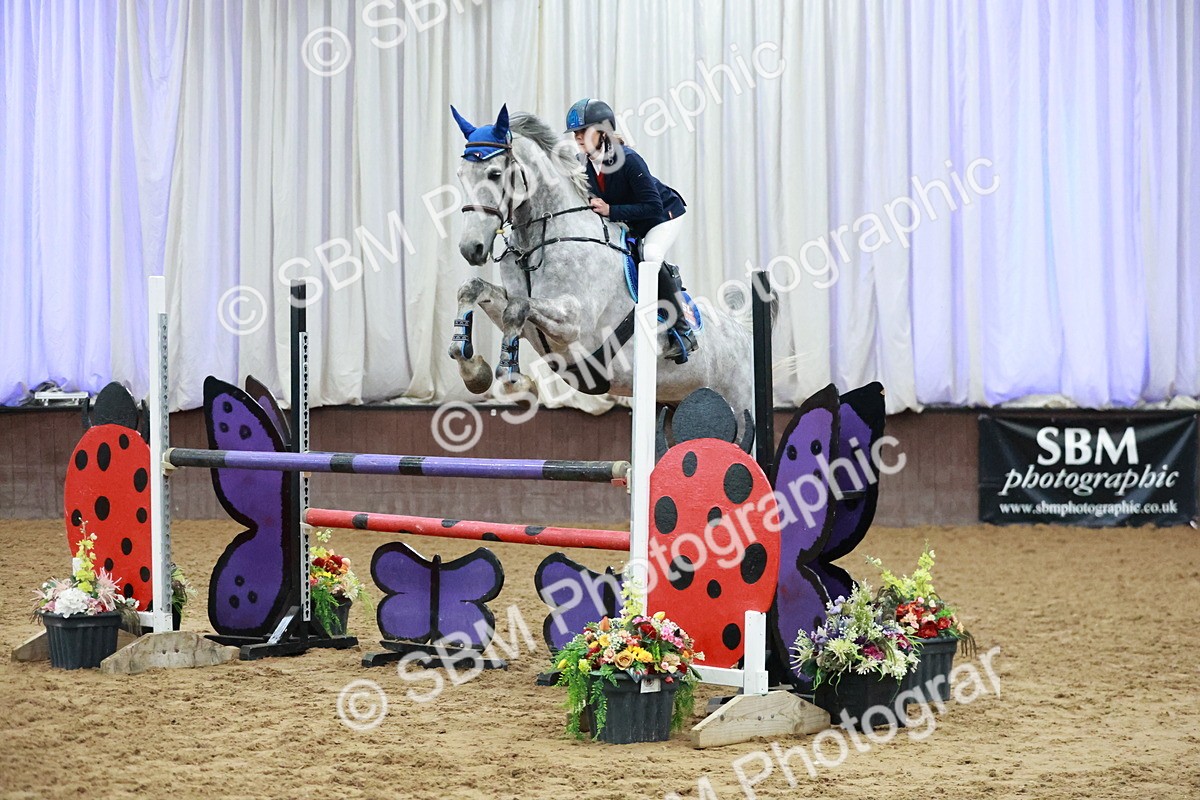 SBM_004386 - Class 17 - Senior Newcomers - 1.10m