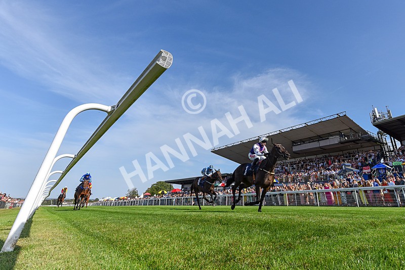 130825-Race 6-Time Tells All-2 - Race 6