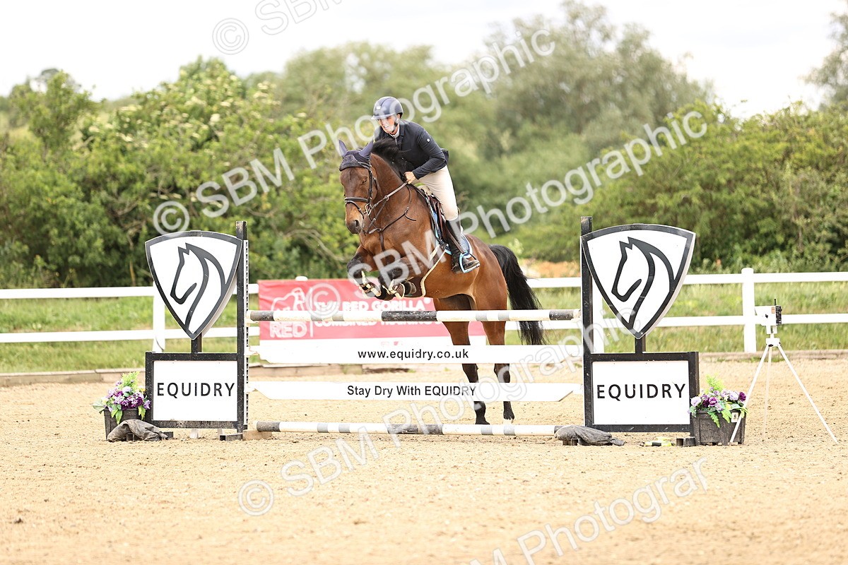 SBM_007773 - Class 19 - Senior Newcomers - 1.10m
