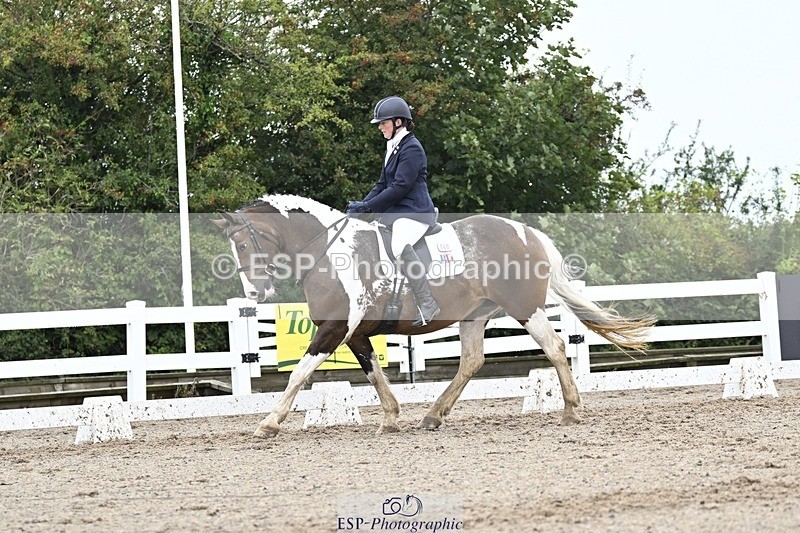 250907-123556-08069 - 080-Rebecca.MorrisSally.XIII