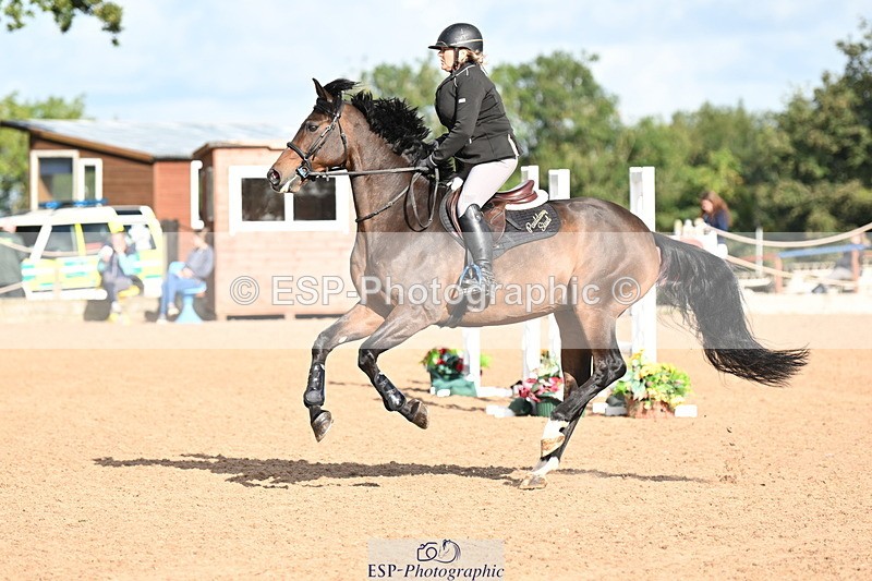 240912A-095251-00271 - Cls 1 Snr 1.05m & 1.10m Open