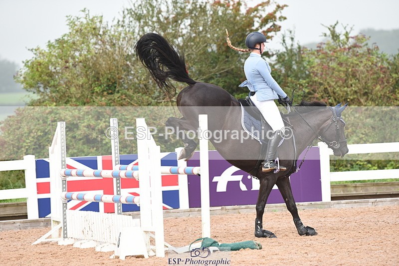 230902A-112256-00578 - Cls 8 1.05m Amateur Quali