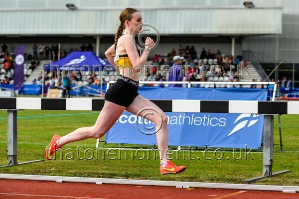 Age25SAT-915392 - Track Female Set One