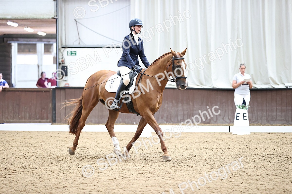 SBM_001964 - Novice 4 - 11.15-13.22
