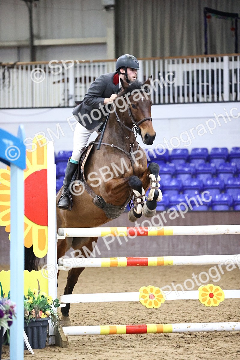 SBM_005539 - Class 17 - Senior Newcomers 1.10m