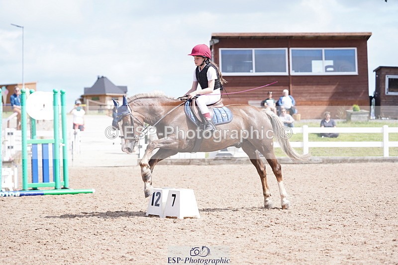 240809A-143020-01250 - Chase Me Charlie