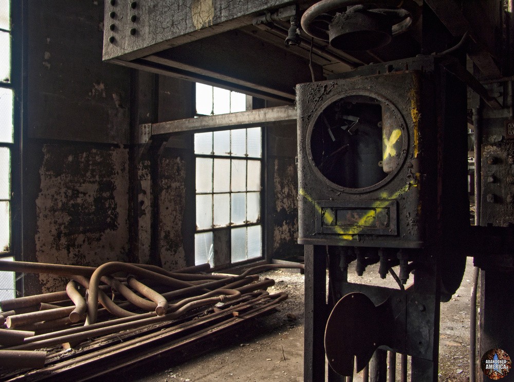 baltimore gas and electric's westport power plant - matthew christopher murray's abandoned america