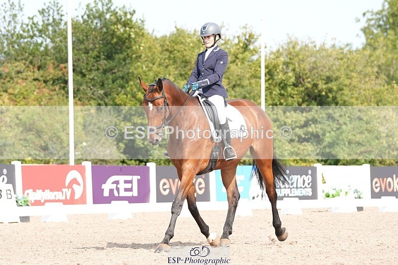 250817-104441-08165 - 107-Jo.RetallackDelgardo.Z