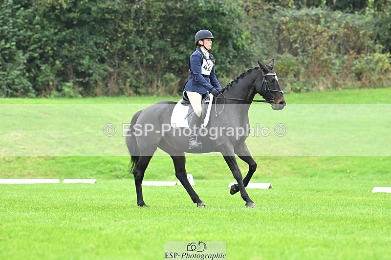 241024-150655-04705 - 423-Alexandra.Erskine.Scott-PRIMITIVE.DAYLIGHT