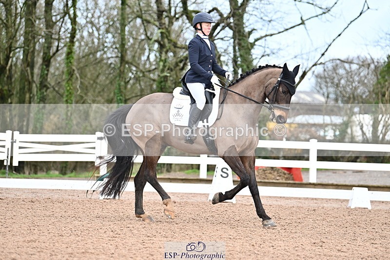 240218A-102011-05488 - 119-Shona.Mclauchlan-Diamond.Darco