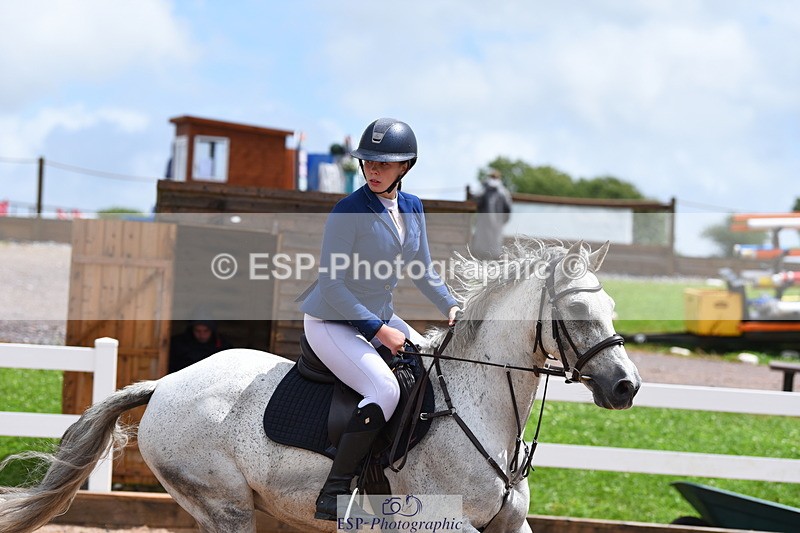 230715A-131820-01202 - Cls 4 Newcomers & 1m Open