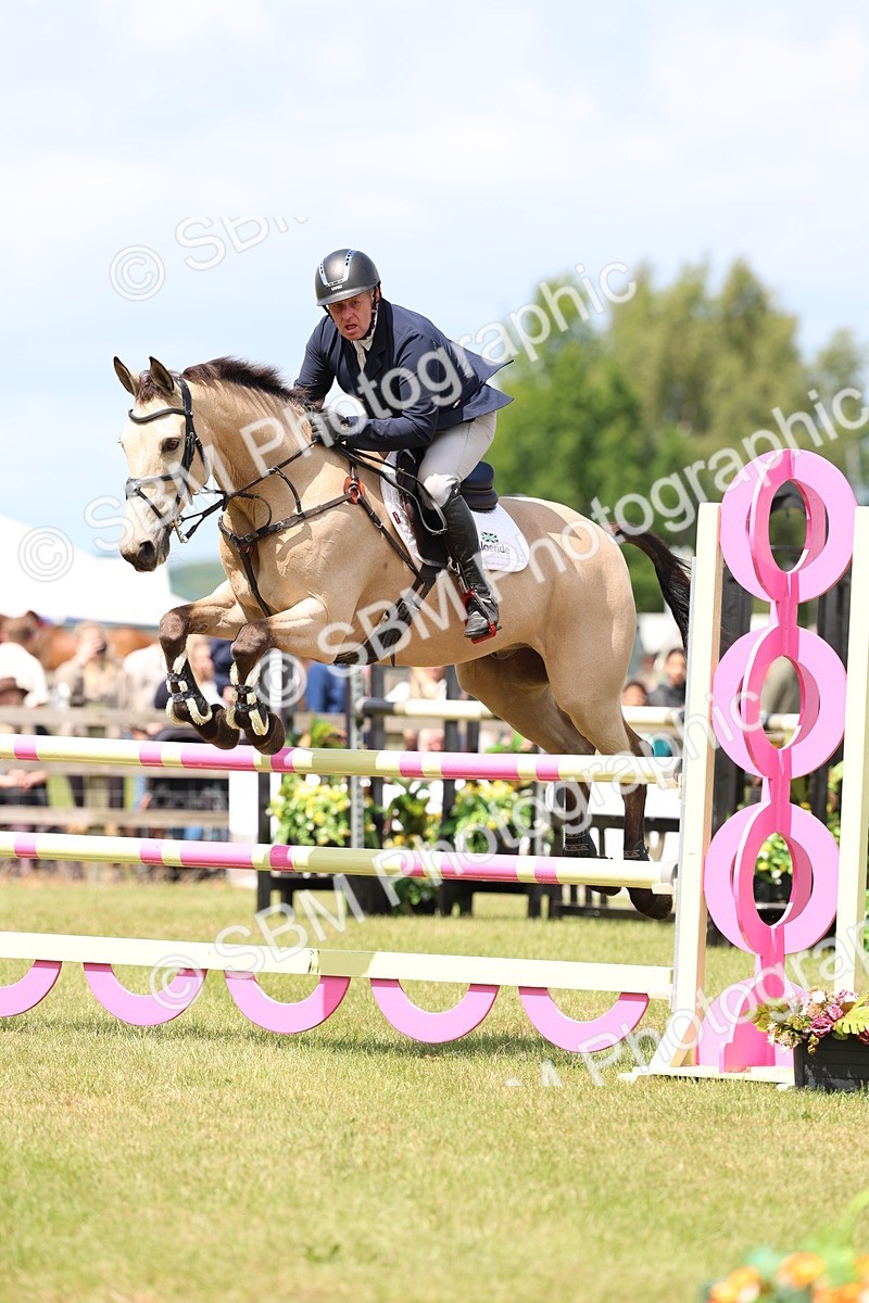 SBM_15592 - Class 207 - Senior 1.15m Open