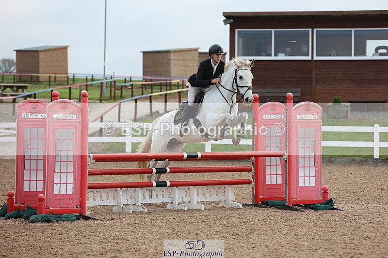 241101A-084235-00362 - FRI Cls 2 British Novice and 90cm Open