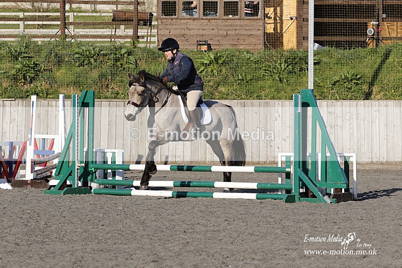 _EST0035 - Bourne Valley Riding Club Winter Showjumping 27/03/22