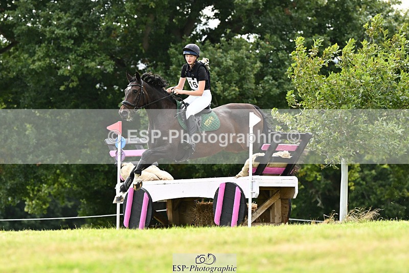 240825X-153249-36500 - 80cm XC 15.30 to 16.30