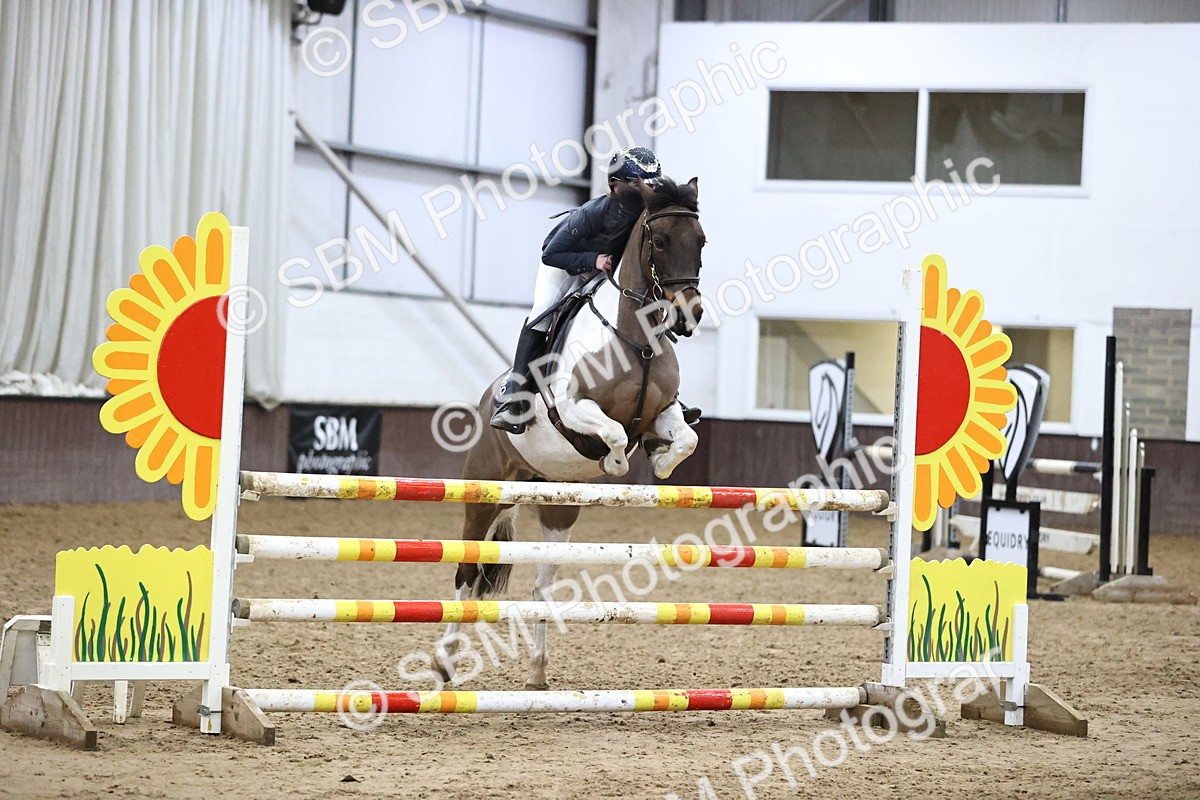 SBM_000873 - Class 4 - Blue Chip Pony Newcomers - 1.00m