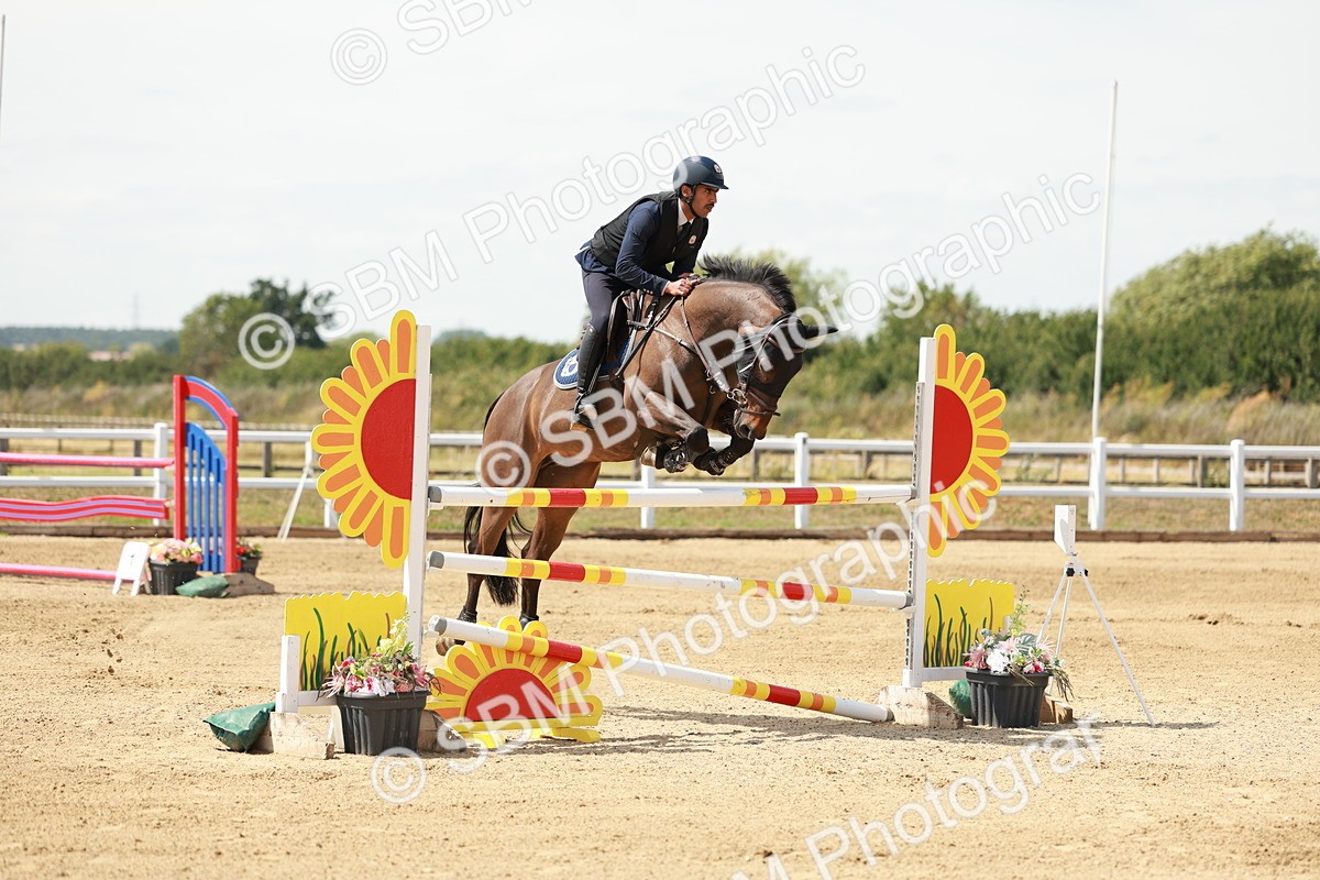 SBM_007807 - Class 4 - Senior Foxhunter - 1.20m Open