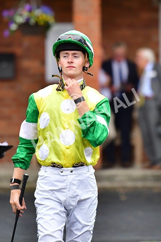 170625-Race 6-Kings Crown-4152 - Race 6