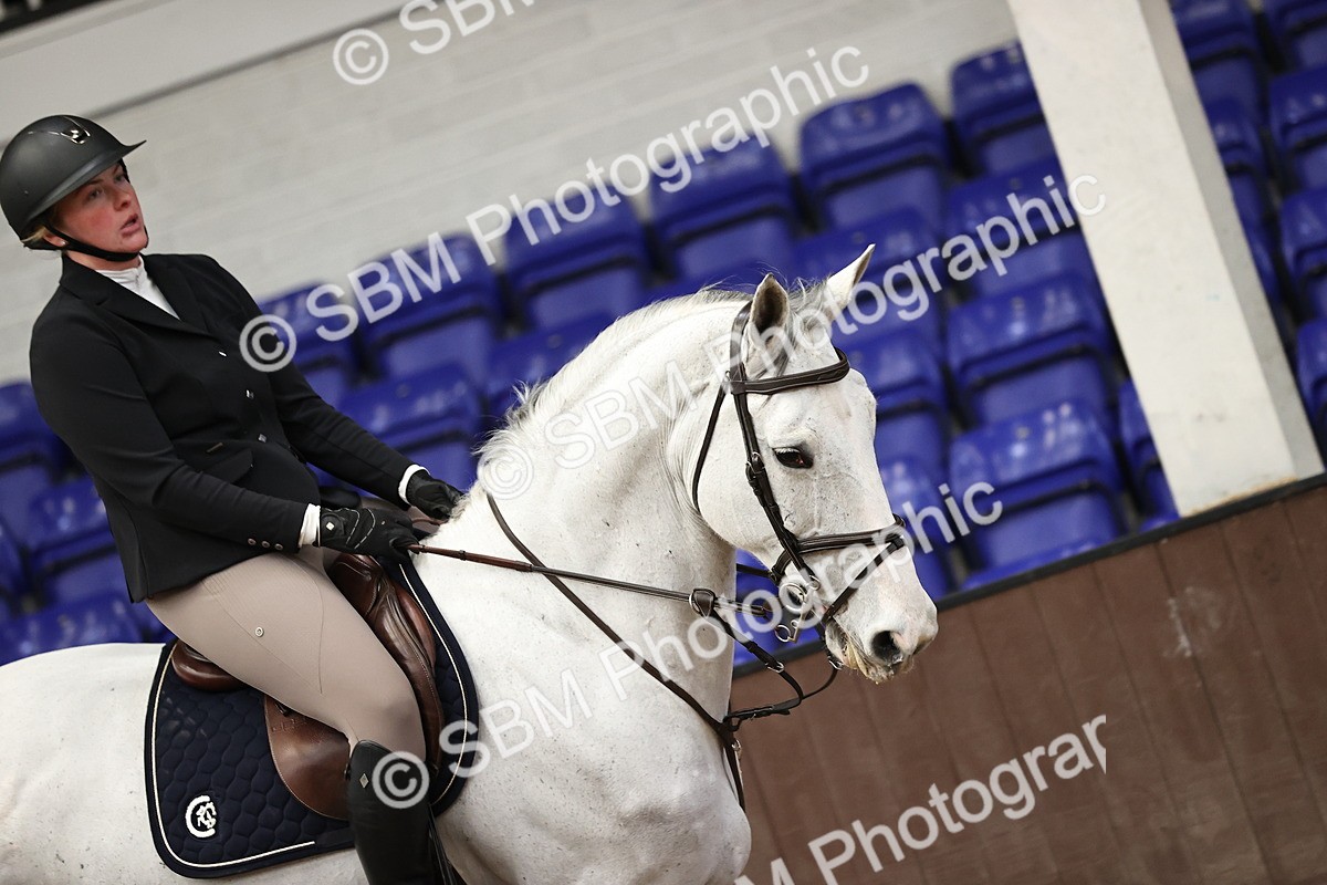 SBM_005963 - Class 16 - Senior Newcomers - 1.10m Open
