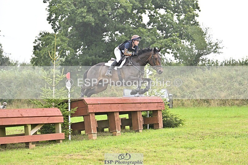 240901A-124347-08526 - 313-Max.Forster-CELTIC.CROSS